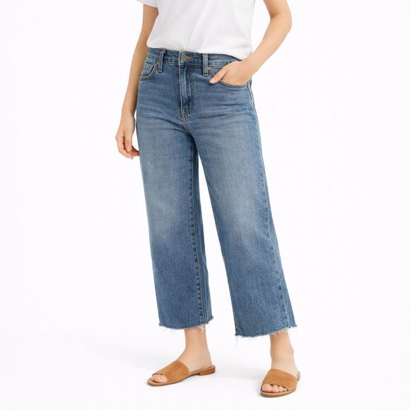 Banana Republic Denim - Banana Republic High-Rise Petite Wide Leg Crop Frayed Hem Denim Jeans Minimalist